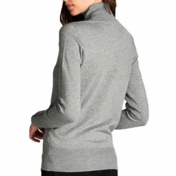 Basic White Long Sleeve Turtleneck - Picture 4 of 5